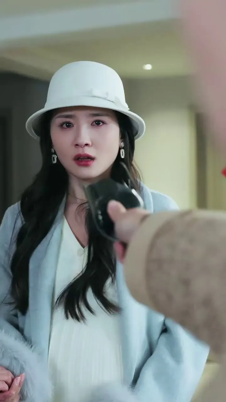 Episode 20 - 紡がれた「運命」：母の救済