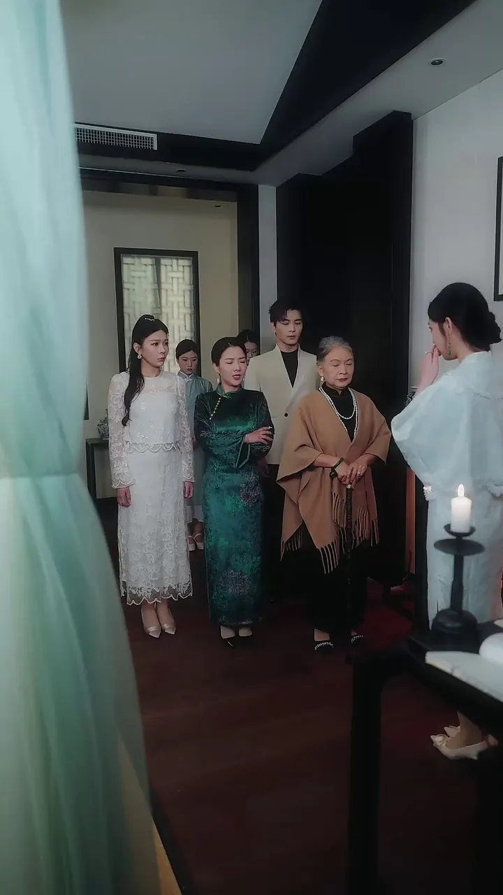 Episode 17 - Scandal Queen and Her Mind-Reading Baby