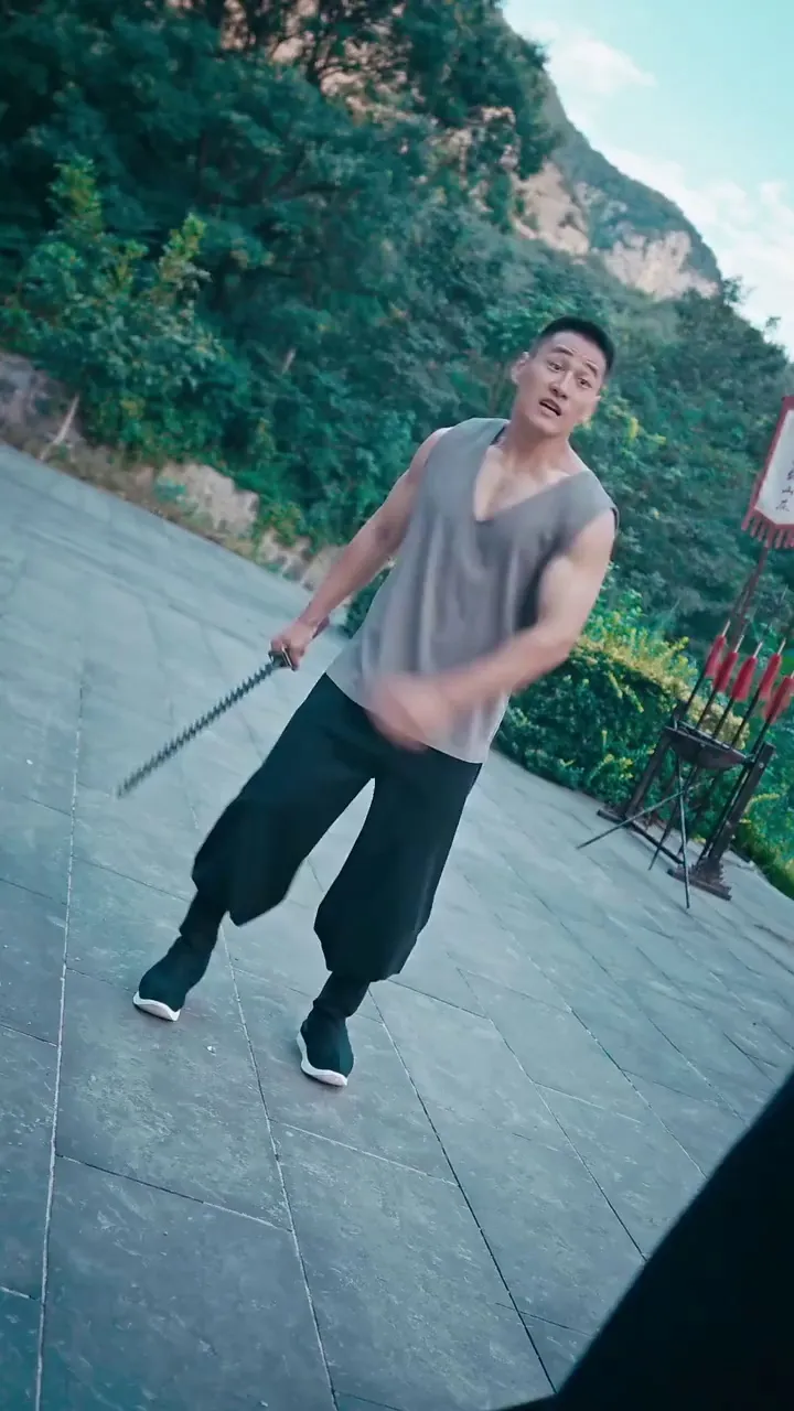 Episode 13 - เทพแห่งดาบ