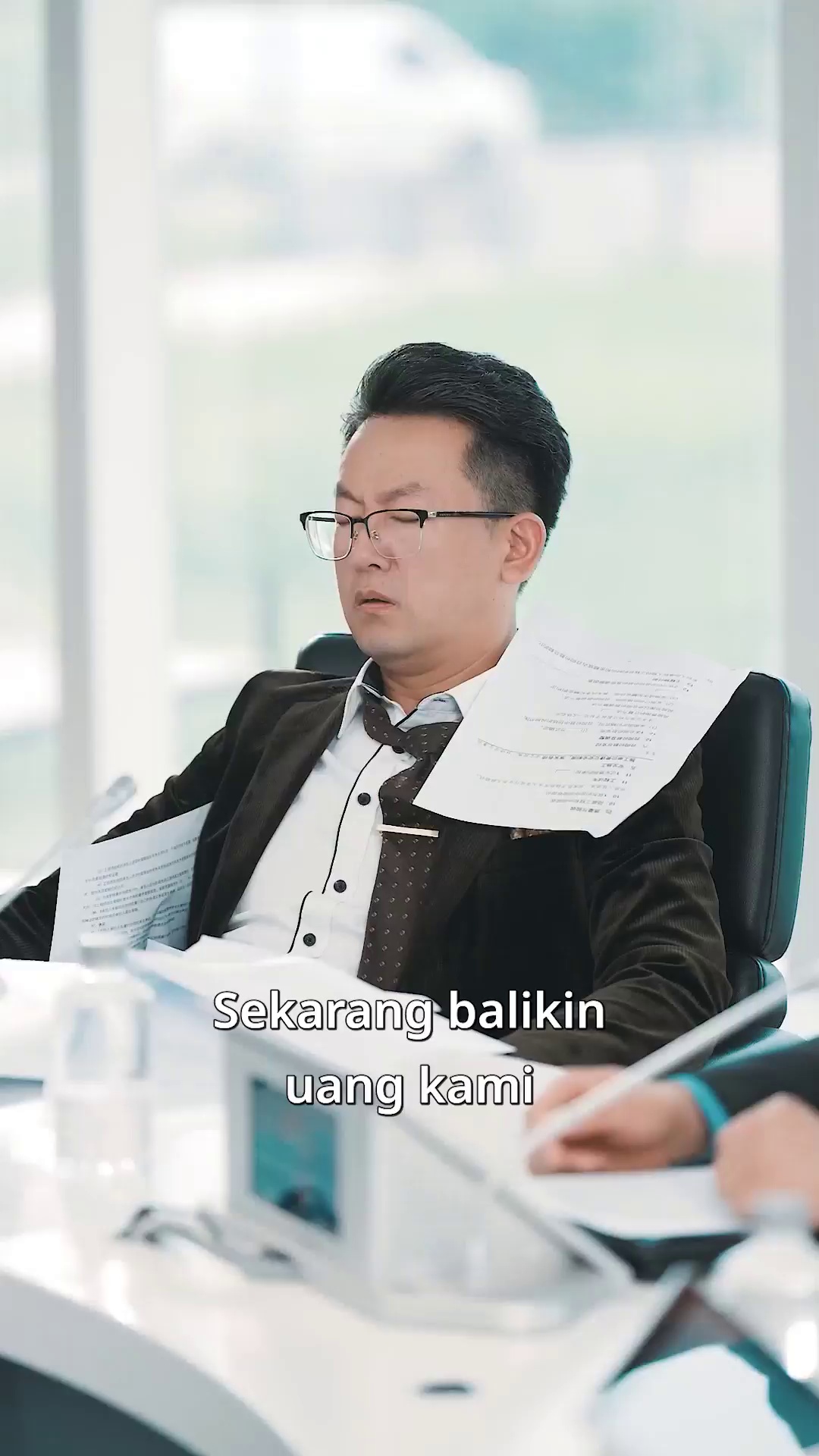 Episode 1 - Raja Bisnis yang Terbang Tinggi