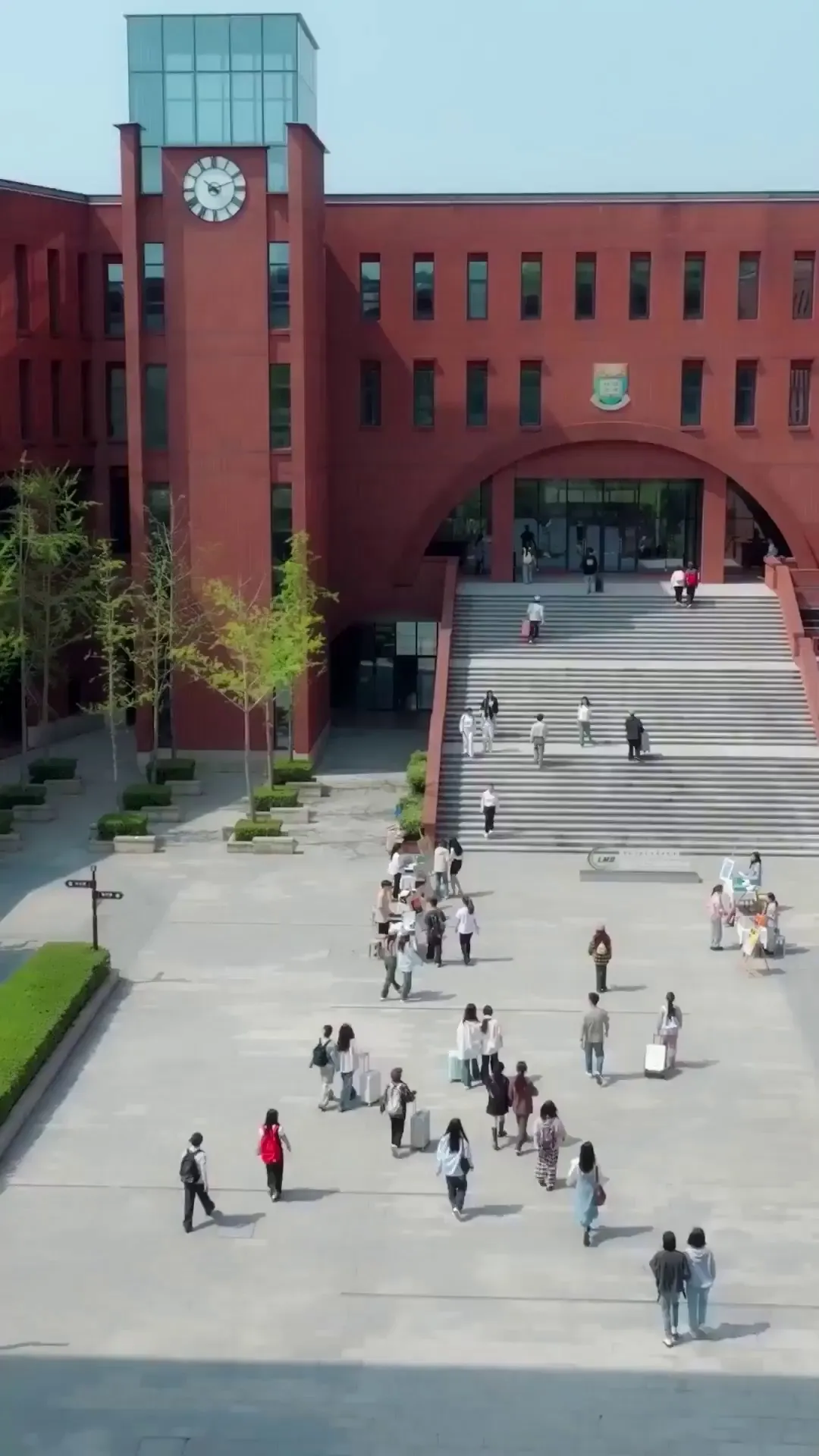 Episode 4 - Reborn at 18: The Great-Grandma Takes Charge（Dubbed）