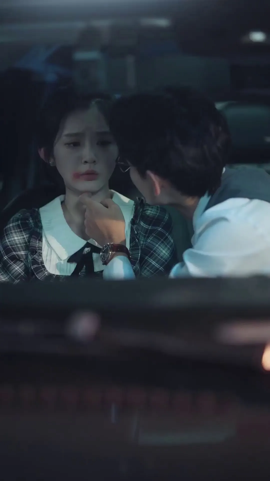 Episode 16 - เส้นทางรักในเงามืด