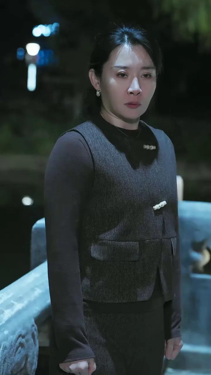 Episode 11 - 紡がれた「運命」：母の救済