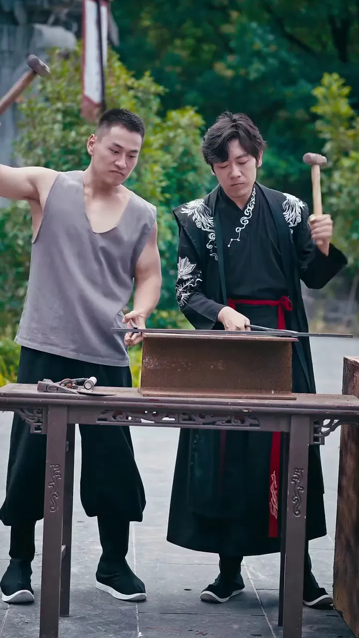 Episode 12 - เทพแห่งดาบ