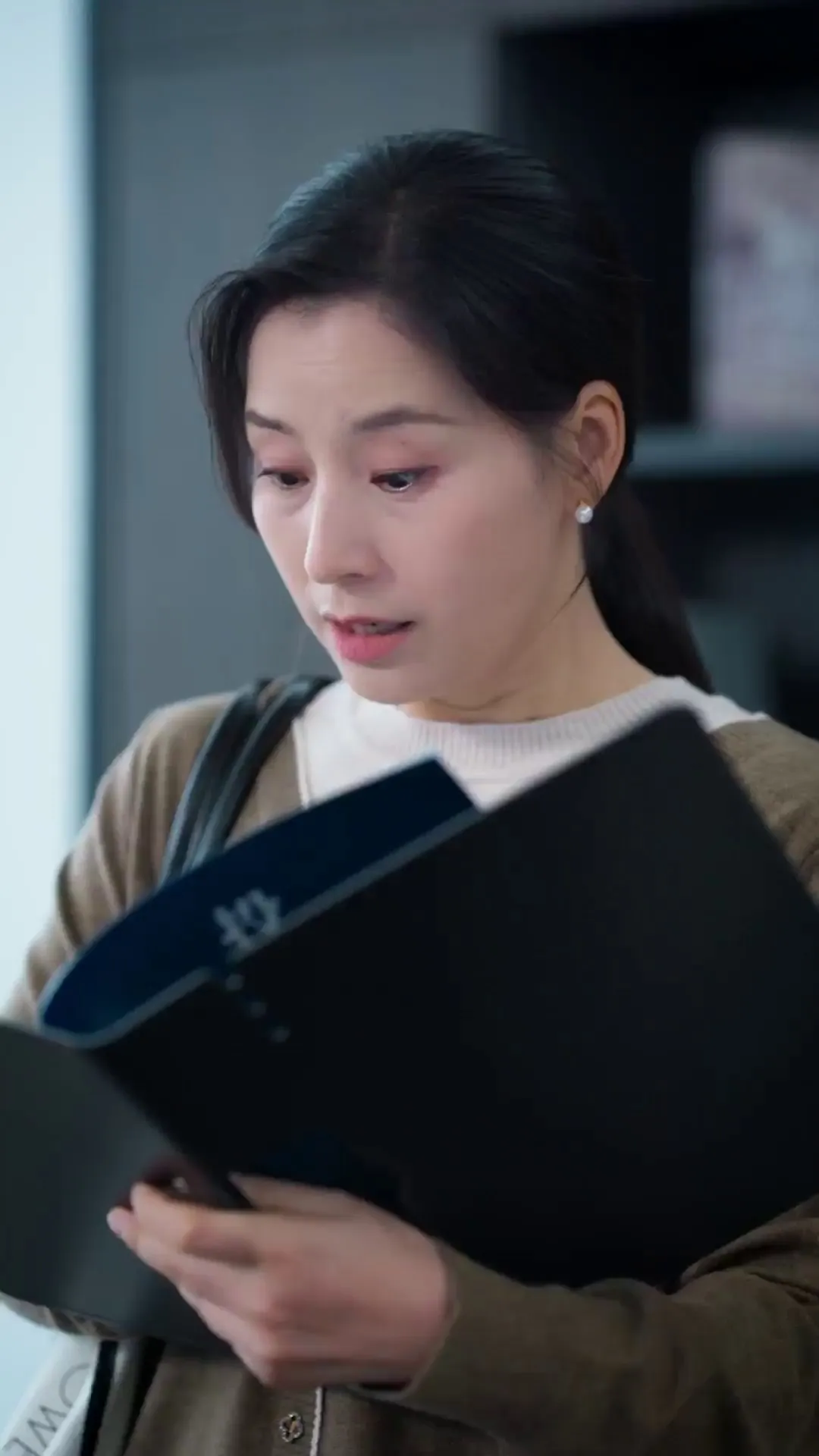 Episode 11 - หลังได้เกิดใหม่ฉันเลิกเป็นแม่แล้ว