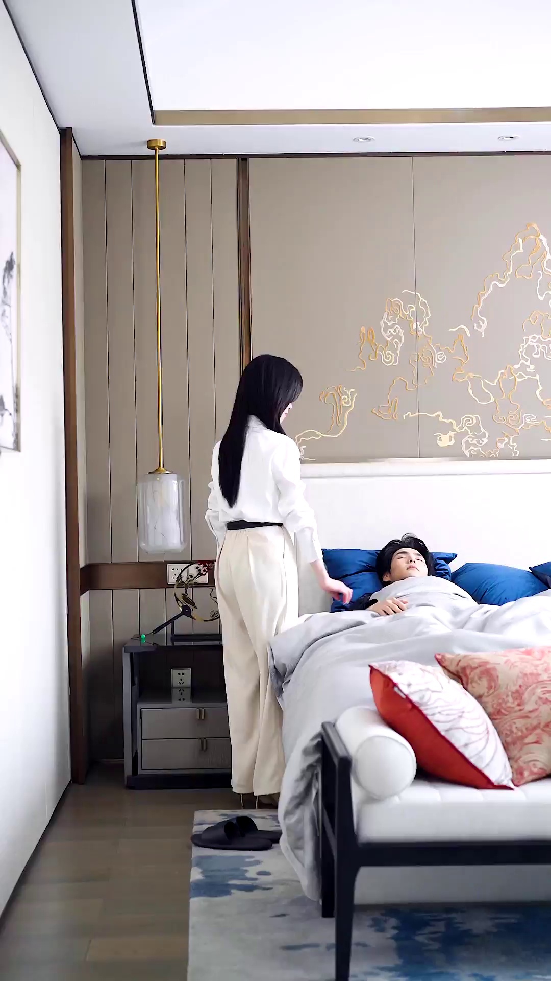 Episode 17 - 彼女は夜明けの光
